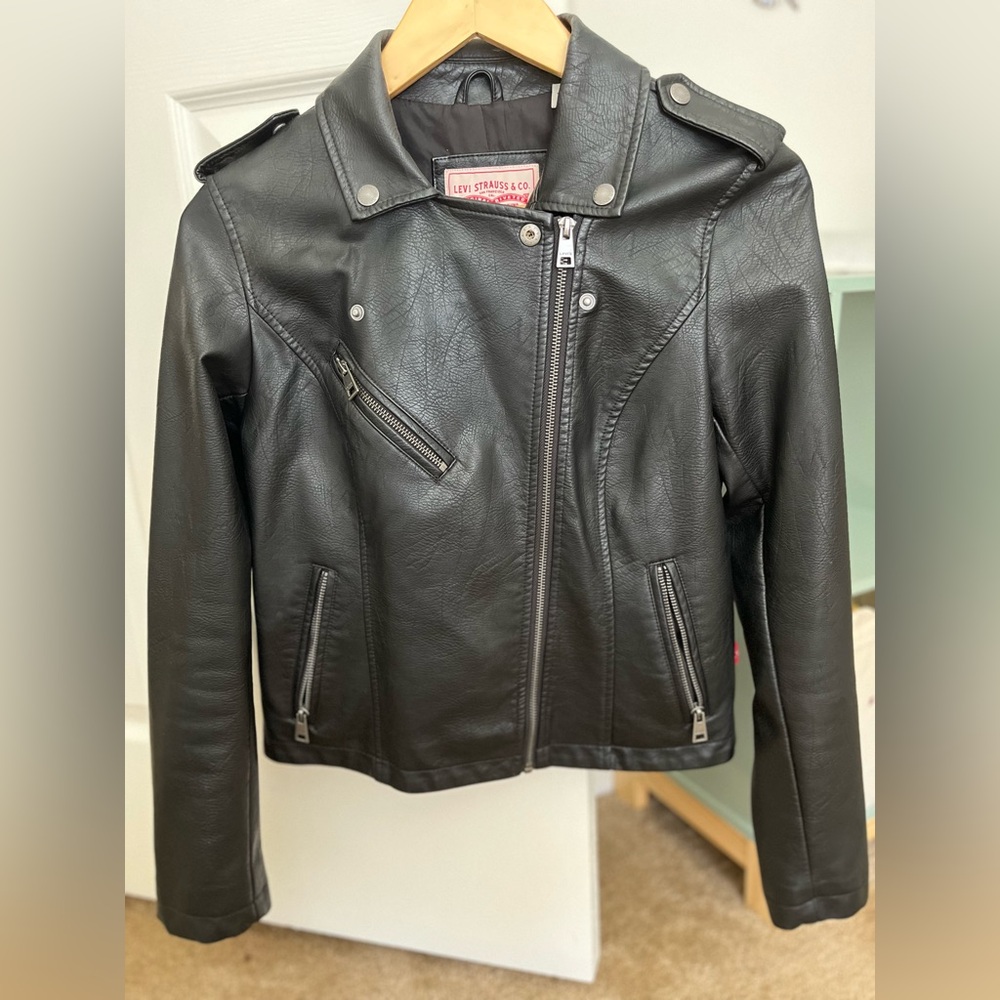 Levi's Women's Classic Faux Leather Asymmetrical Moto Jacket Black